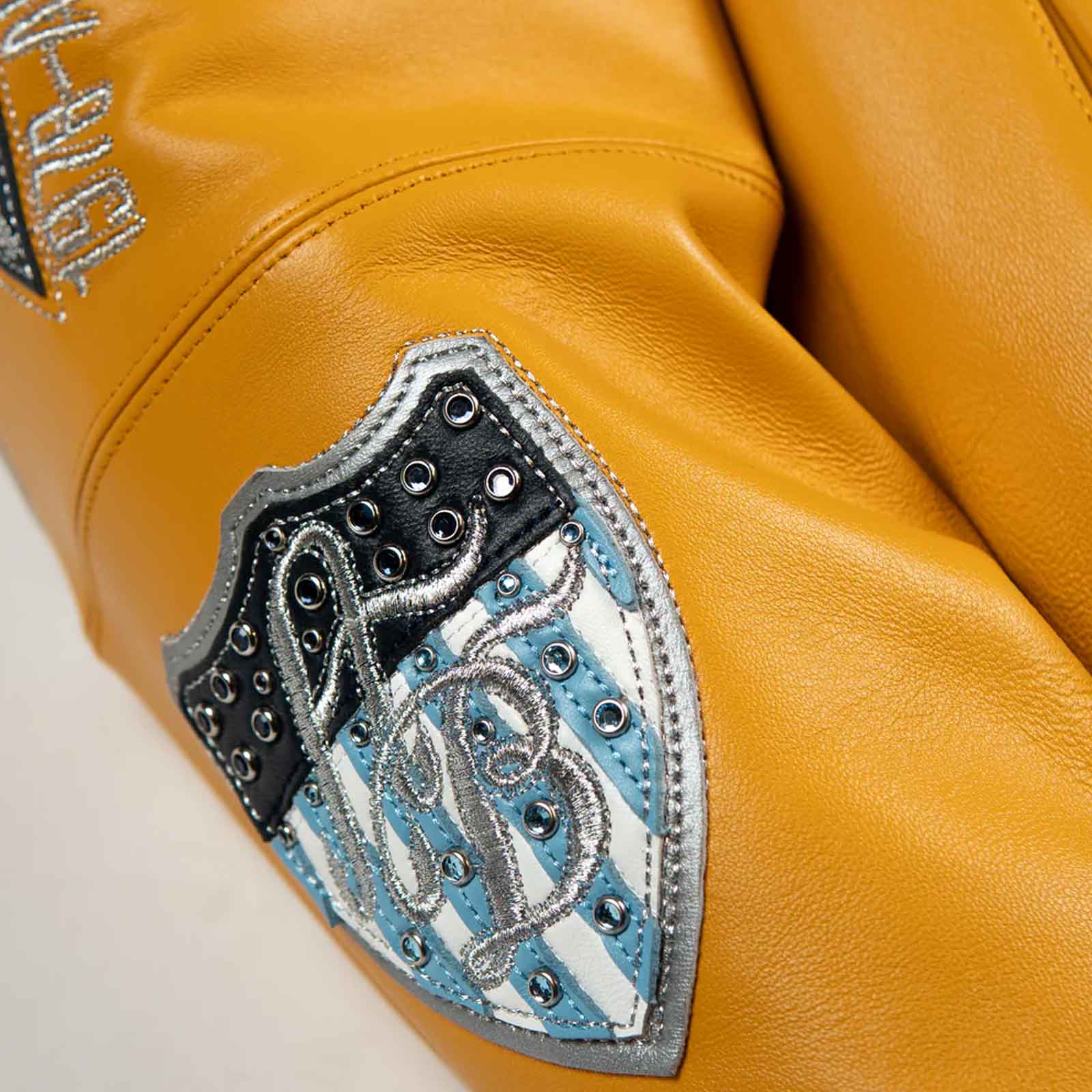 Pelle Pelle American Bruiser Plush Leather Jacket – Premium Streetwear Urban Coat